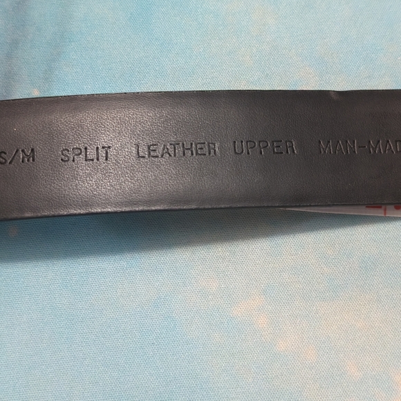 Chico's Genuine Leather Black and Silver Tone Adjustable Belt Size S/M - Picture 5 of 9